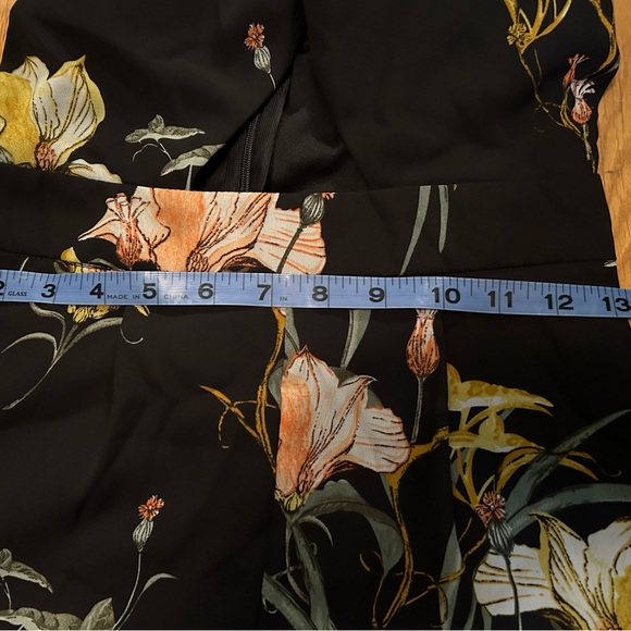 Ladies revamped light weight romper - Picture 5 of 6